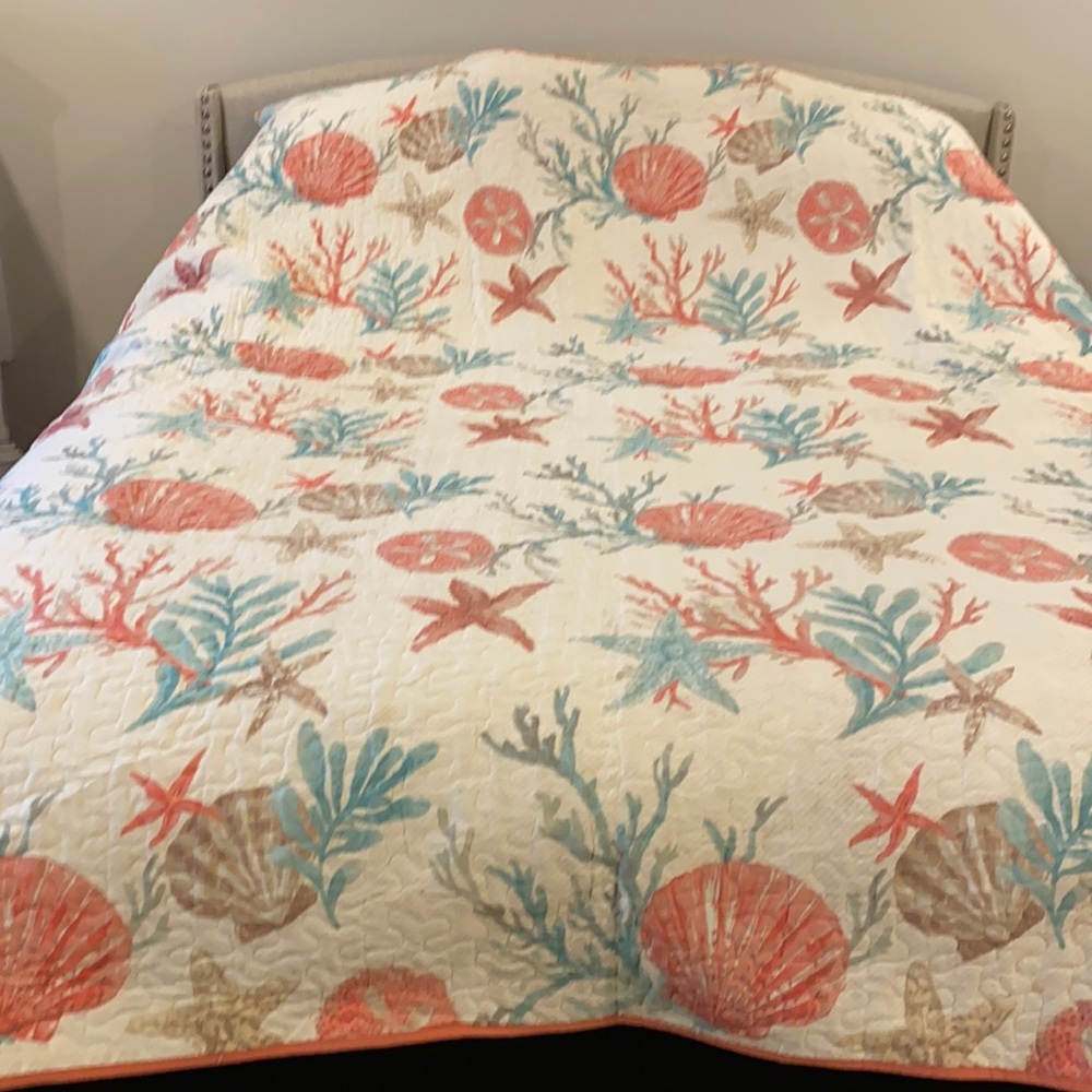 Queen Beachy quilt